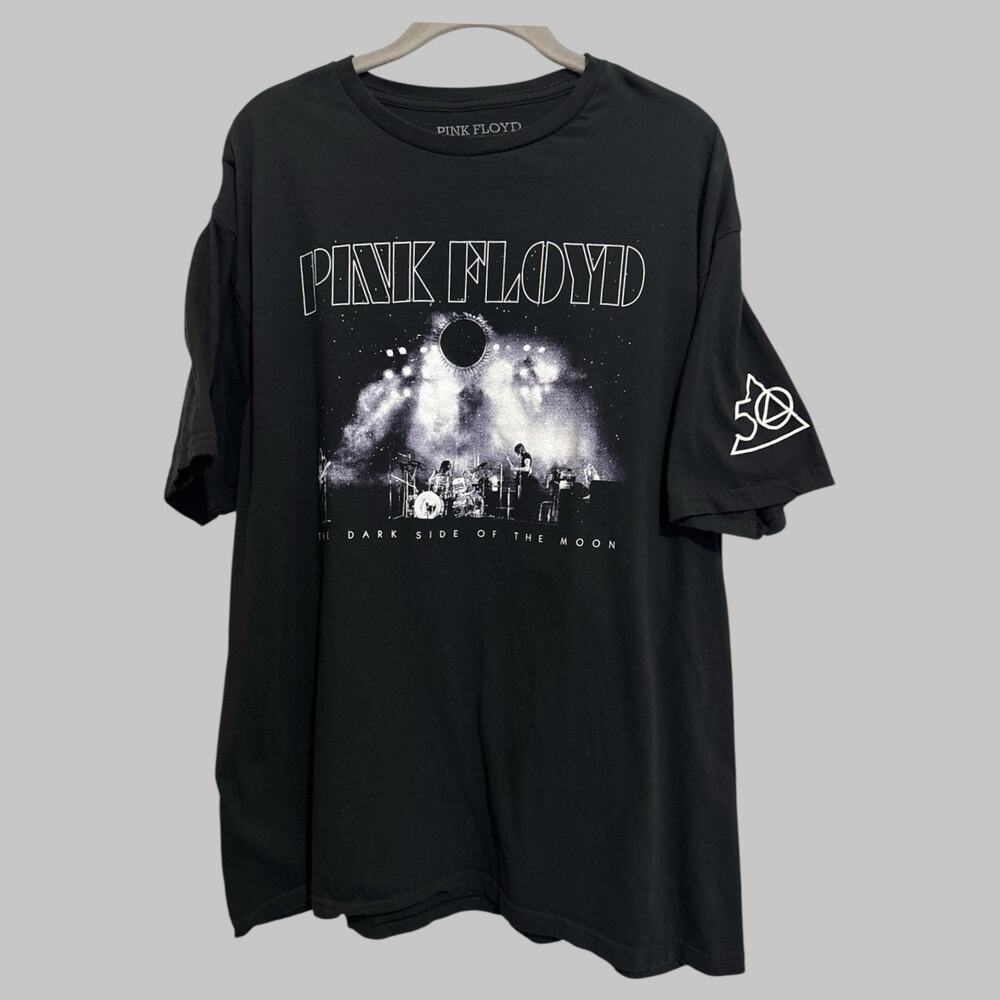 Pink Floyd The Dark Side Of The Moon Men’s Graphic T Shirt Classic Black Size XL